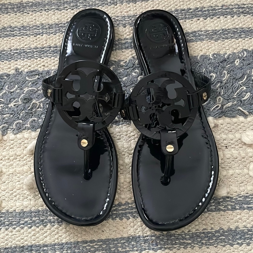 Tory Burch flip flops sandals size 10